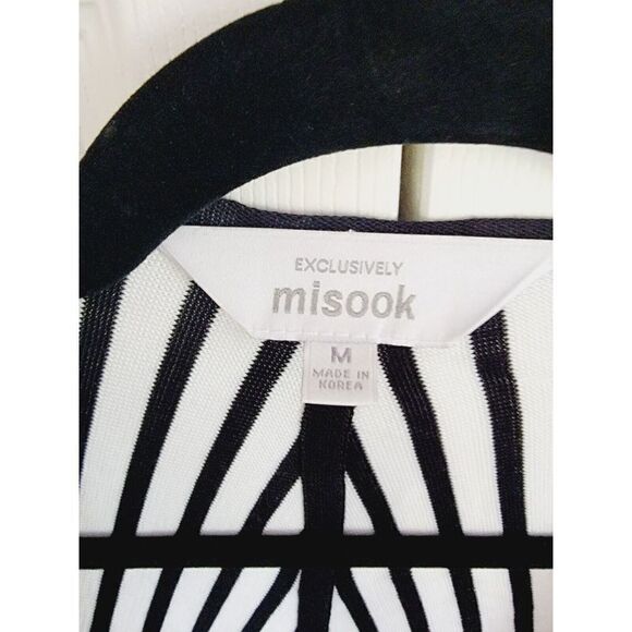 Exclusively MISOOK M Colorblock Striped Cardigan Sweater 1/2‎ Sleeve Knit Drape - Picture 5 of 6